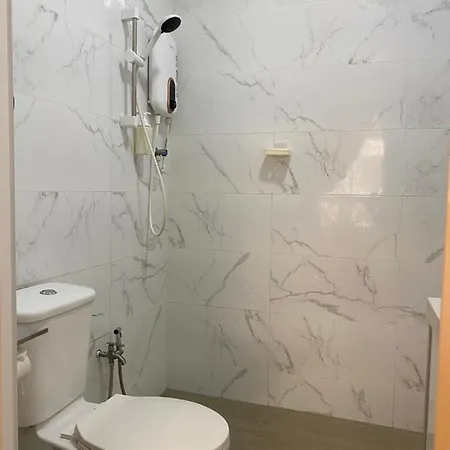 Lovely 1-Bedroom Condo With Facilities Malacca Exterior photo