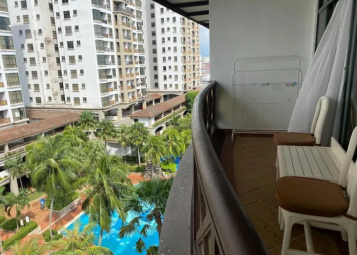 Lovely 1-Bedroom Condo With Facilities