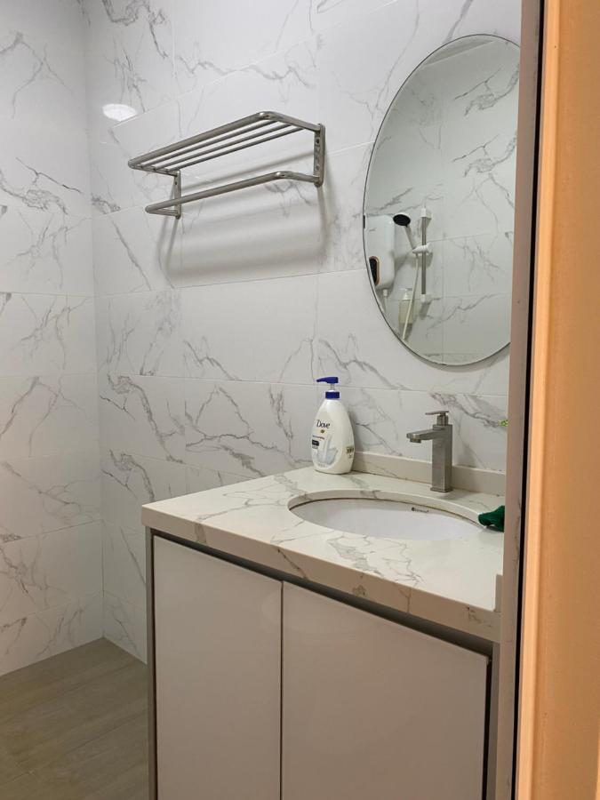 Apartment Lovely 1-bedroom With Facilities